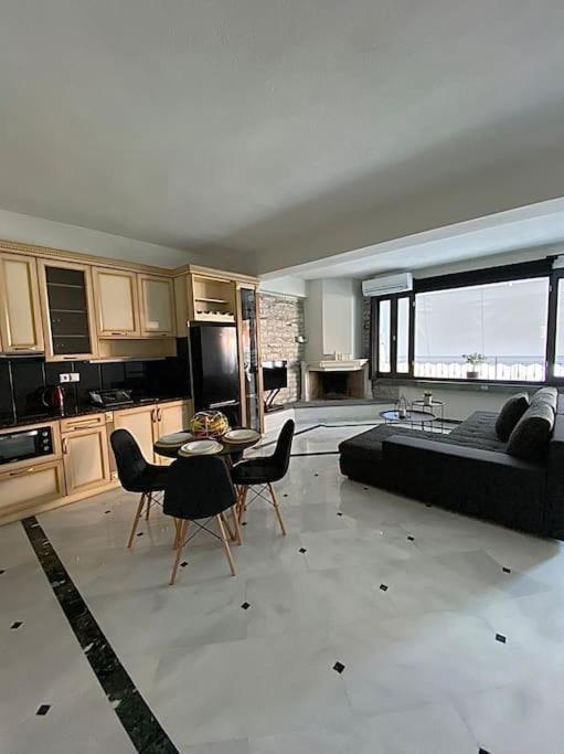 M&F Meteora Apartments #1 Калампака Екстериор снимка
