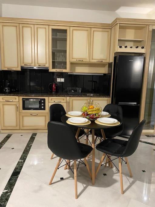 M&F Meteora Apartments #1 Калампака Екстериор снимка